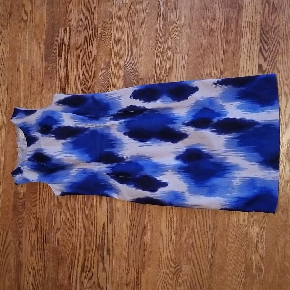 MICHAEL Michael Kors Blue and White Printed Sheath Dress